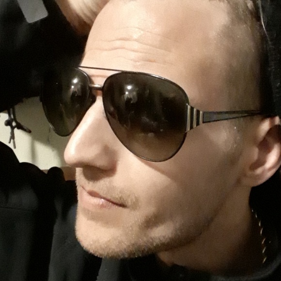 Fendi unisex trois gold bars sunglasses main image 5
